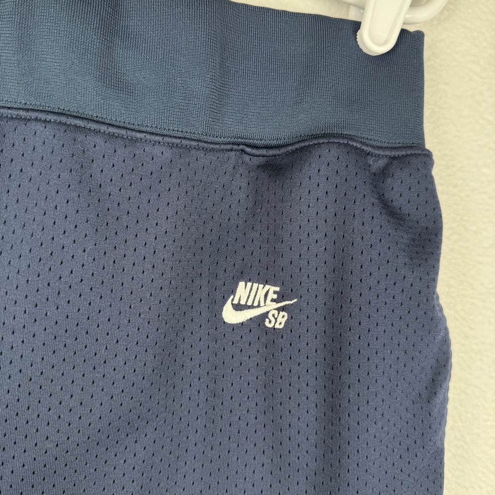 Nike SB Dry Court Shorts Mens Large Navy Blue Mesh Zipper‎ Pocket Skatebaording - Picture 4 of 11